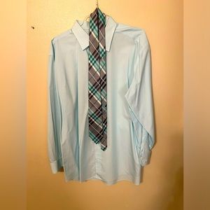 Enro Turquoise striped button dress shirt / 19 (36-37) with matching tie.